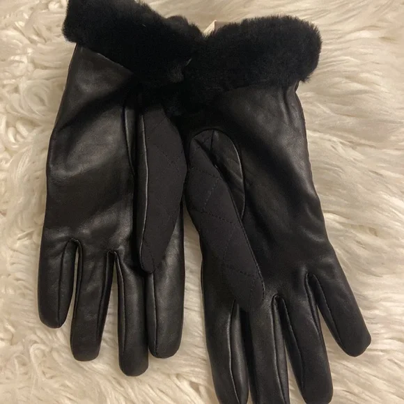 UGG women’s gloves size L/XL brand new with tags color black - Picture 4 of 12